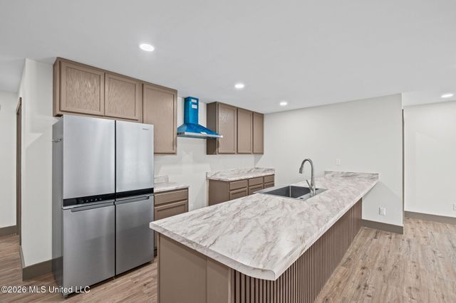 709 Coleman Avenue, Holly Springs, MS 38635