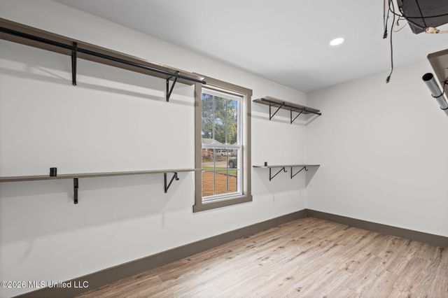 709 Coleman Avenue, Holly Springs, MS 38635