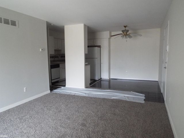 13900 Camelot Drive, Sterling Heights, MI 48312