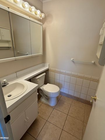 13900 Camelot Drive, Sterling Heights, MI 48312