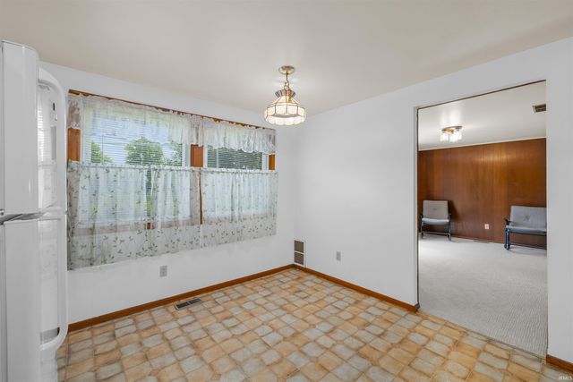 5110 Camelot Drive, Fort Wayne, IN 46815
