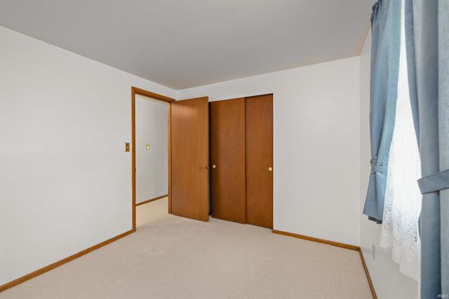 5110 Camelot Drive, Fort Wayne, IN 46815