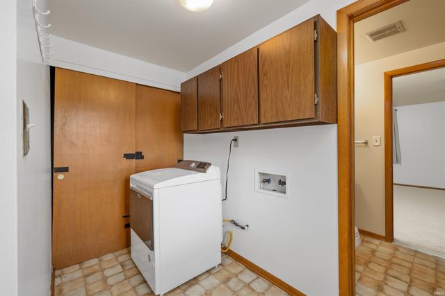 5110 Camelot Drive, Fort Wayne, IN 46815