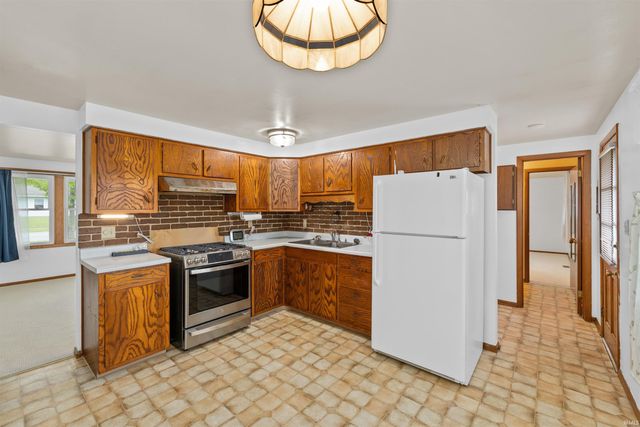 5110 Camelot Drive, Fort Wayne, IN 46815