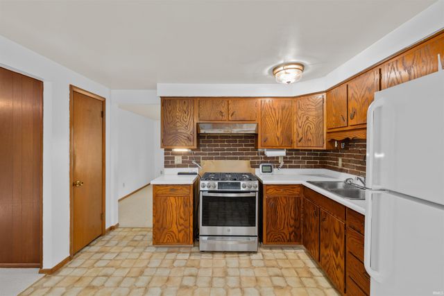 5110 Camelot Drive, Fort Wayne, IN 46815