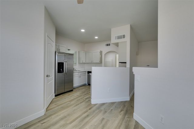 5525 West Flamingo Road 1028, Las Vegas, NV 89103