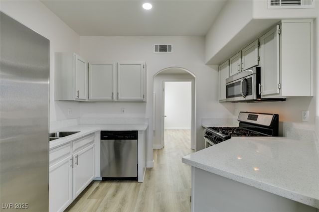 5525 West Flamingo Road 1028, Las Vegas, NV 89103