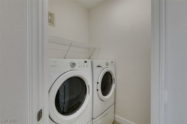 5525 West Flamingo Road 1028, Las Vegas, NV 89103