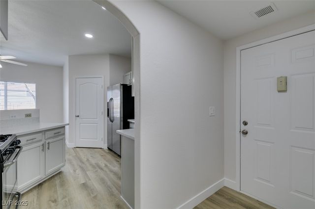 5525 West Flamingo Road 1028, Las Vegas, NV 89103