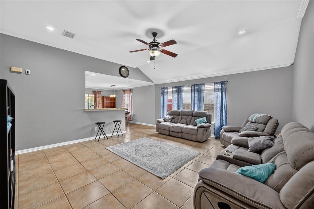 5530 Mandarin Way, Dallas, TX 75249 — photo 4