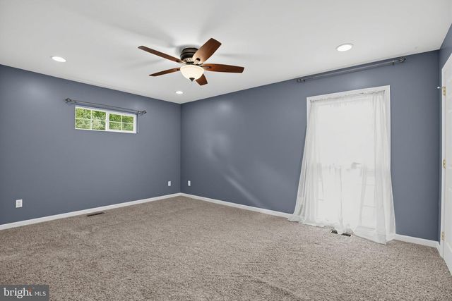 9430 SOLOMONS ISLAND RD, Owings, MD 20736