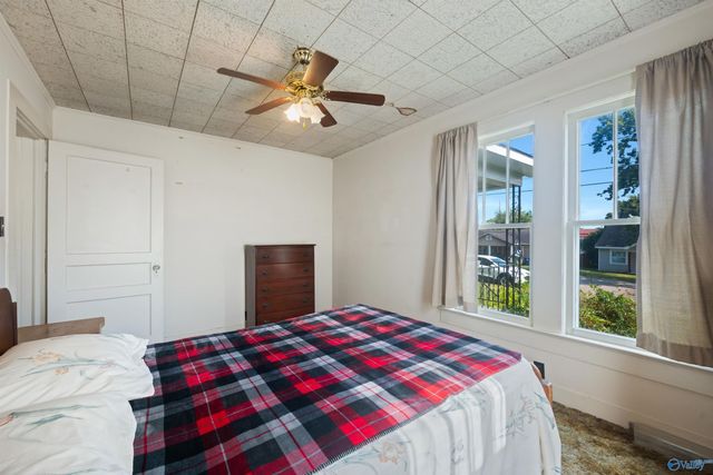 2909 6th Avenue Sw, Huntsville, AL 35805