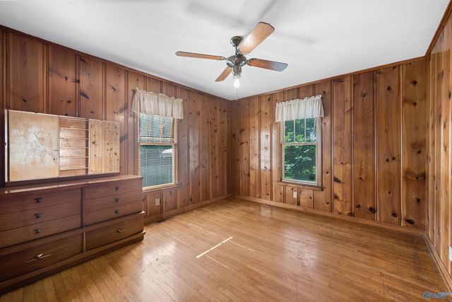 2909 6th Avenue Sw, Huntsville, AL 35805