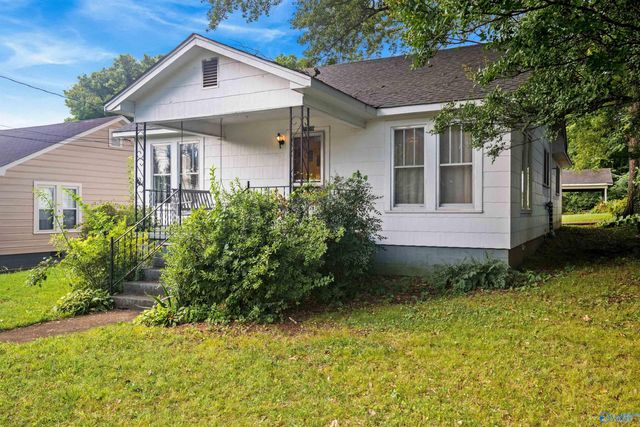 2909 6th Avenue Sw, Huntsville, AL 35805