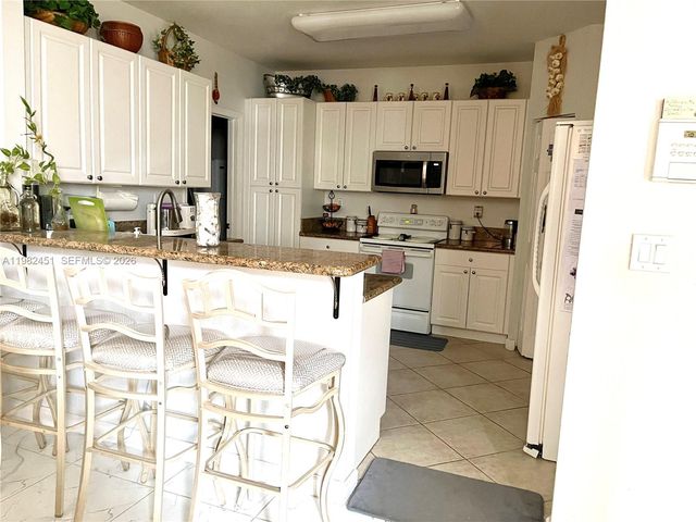 11210 NW 73rd Ter 11210, Doral, FL 33178