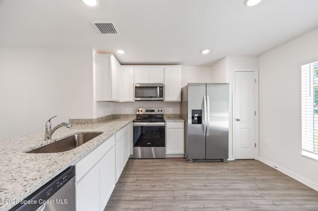 1131 Salina Street SE, Palm Bay, FL 32909