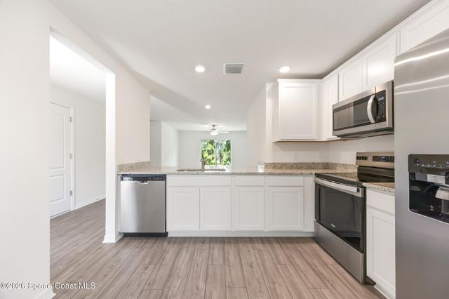 1131 Salina Street SE, Palm Bay, FL 32909