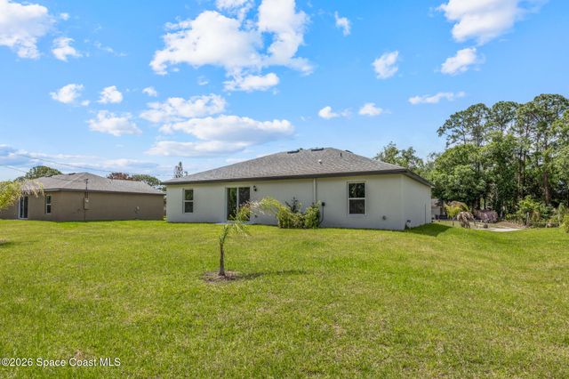 1131 Salina Street SE, Palm Bay, FL 32909