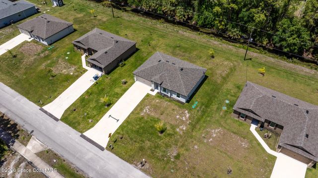 1131 Salina Street SE, Palm Bay, FL 32909