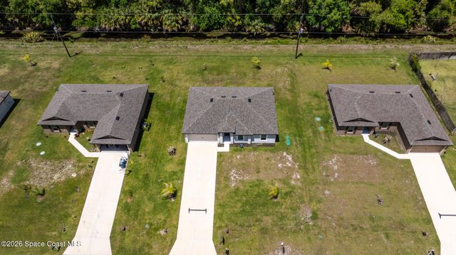 1131 Salina Street SE, Palm Bay, FL 32909