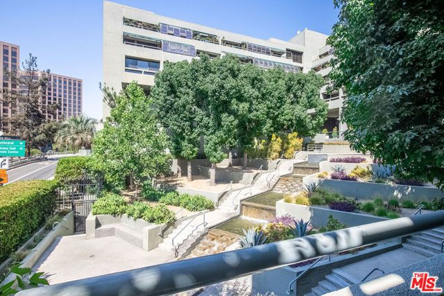 880 W 1st Street 205, Los Angeles, CA 90012