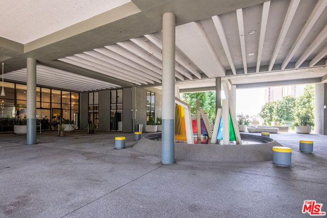 880 W 1st Street 205, Los Angeles, CA 90012