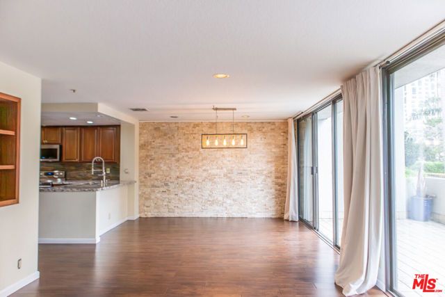 880 W 1st Street 205, Los Angeles, CA 90012