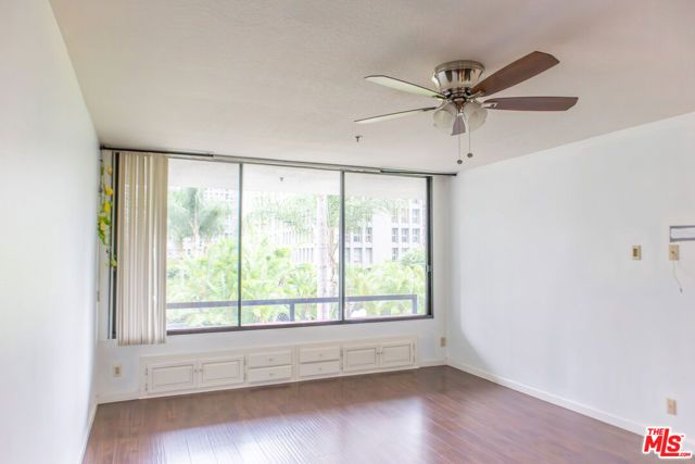 880 W 1st Street 205, Los Angeles, CA 90012