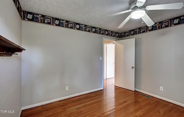 10 Crouch Court, Johnson City, TN 37615