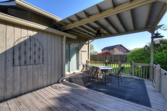 10 Crouch Court, Johnson City, TN 37615