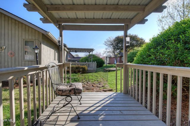 10 Crouch Court, Johnson City, TN 37615