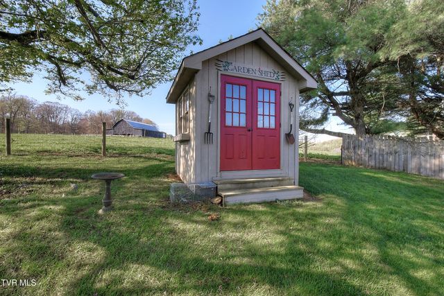 10 Crouch Court, Johnson City, TN 37615