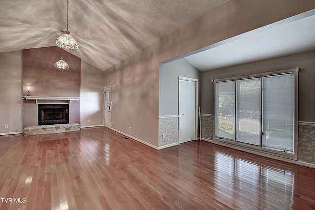 10 Crouch Court, Johnson City, TN 37615