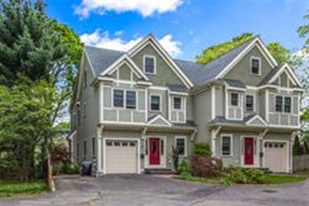68 Waverley Avenue 1, Newton, MA 02458