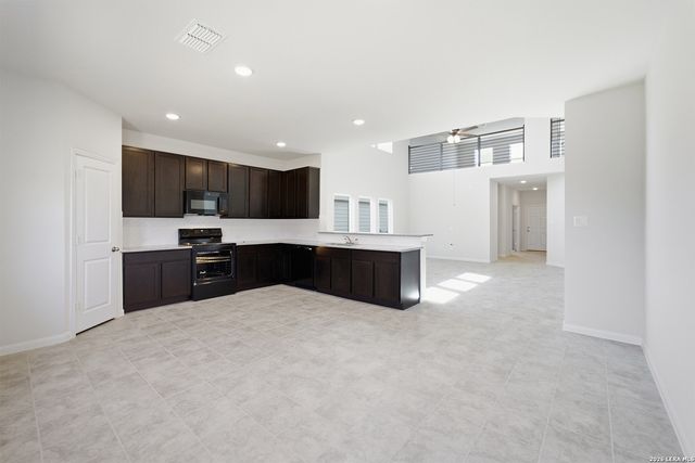 2850 Davis Trace, San Antonio, TX 78245