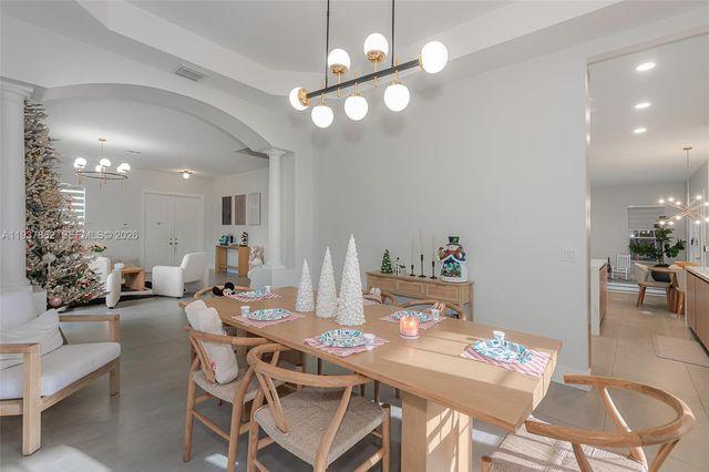 19560 SW 39th Ct, Miramar, FL 33029