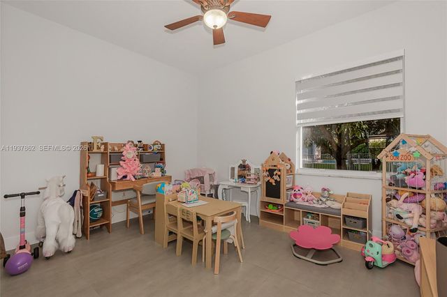 19560 SW 39th Ct, Miramar, FL 33029