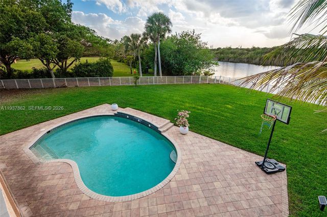 19560 SW 39th Ct, Miramar, FL 33029