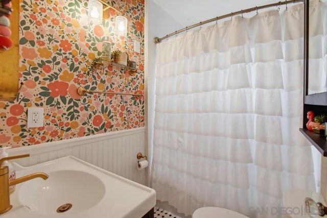 2515 30th St, San Diego, CA 92104