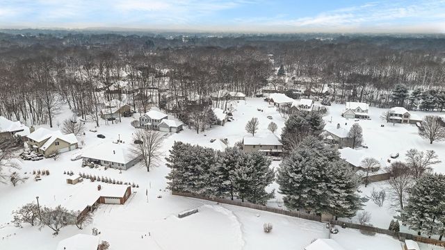 57090 Coppergate Drive, Elkhart, IN 46516