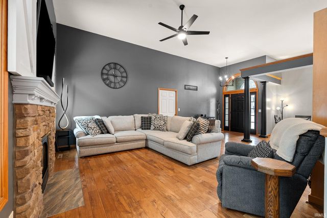 57090 Coppergate Drive, Elkhart, IN 46516