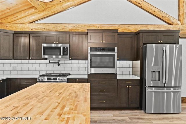 4135 N Crossover Drive, Wasilla, AK 99623