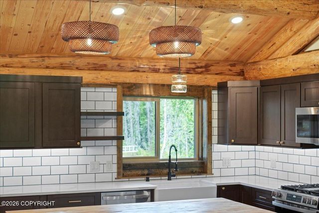 4135 N Crossover Drive, Wasilla, AK 99623