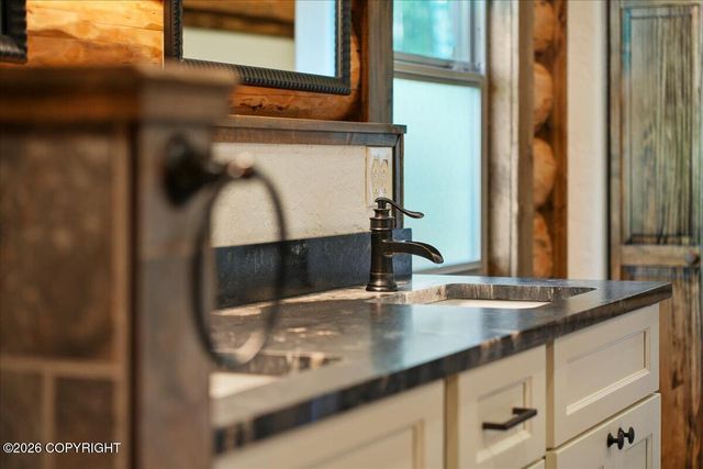 4135 N Crossover Drive, Wasilla, AK 99623
