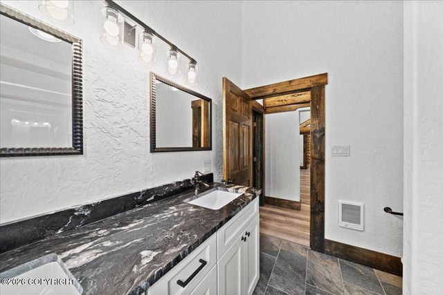 4135 N Crossover Drive, Wasilla, AK 99623