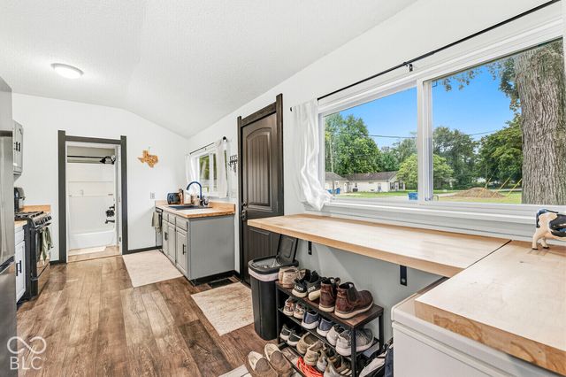 517 Madison Avenue, Arcadia, IN 46030