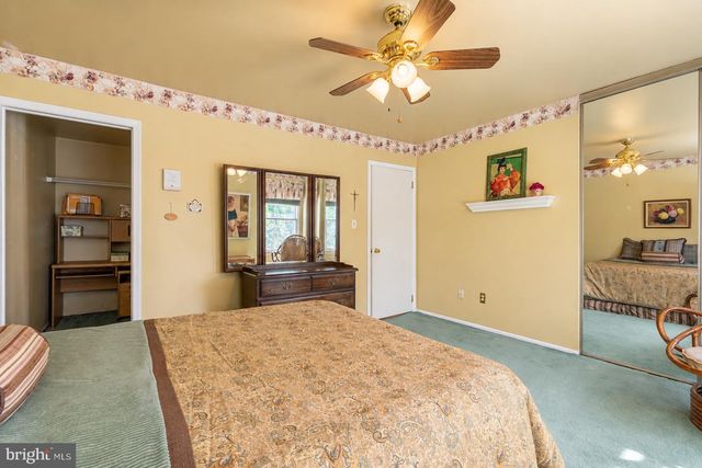 7 NORFOLK CT, Bordentown, NJ 08505