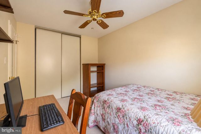 7 NORFOLK CT, Bordentown, NJ 08505