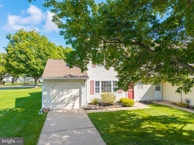 7 NORFOLK CT, Bordentown, NJ 08505