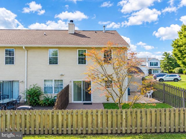 7 NORFOLK CT, Bordentown, NJ 08505